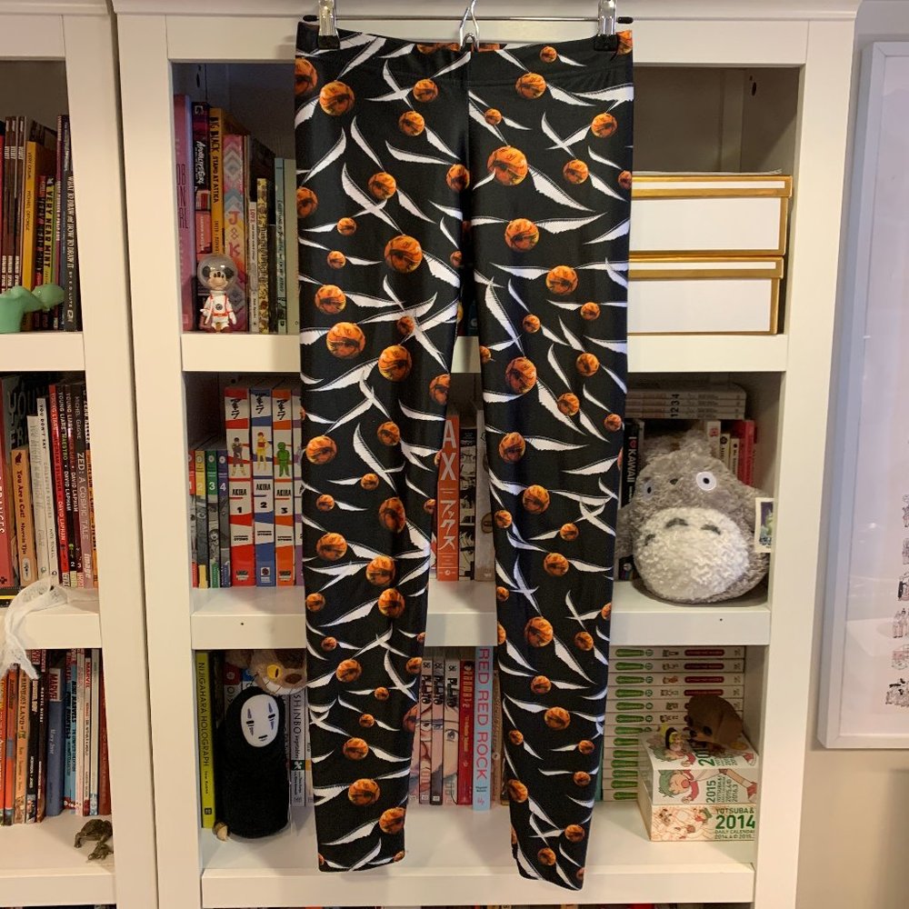 BLACKMILK HARRY POTTER SNITCH LEGGINGS - Picture 2 of 11